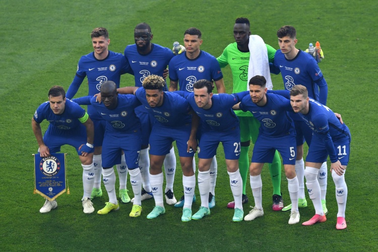 颜骏凌：真正的冠军点是德比；年轻球员涌现对中国足球是好事（颜骏凌：夺冠关键在德比战，年轻球员崛起利好中国足球）