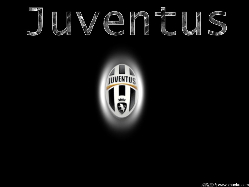 热爱皆平等，河南球迷赛前在球场外声援阿奇姆彭（热爱无界，河南球迷赛前场外力挺阿奇姆彭）