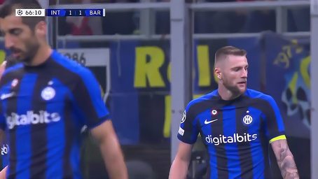 马斯切拉诺：裁判有一个叫VAR的工具，我不明白为啥他们不用（马斯切拉诺质疑裁判：有VAR为何不用？）