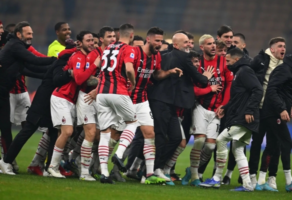 克罗斯评选历史最佳阵容：诺伊尔门将，马塞洛、拉姆...（克罗斯评出史上最佳阵容：门将诺伊尔，后卫马塞洛、拉姆...）