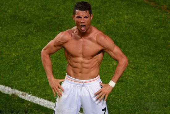 库尔图瓦：阿隆索与我们关系很好，亚马尔的言论反而激励我们（库尔图瓦：我们与阿隆索关系融洽，亚马尔的言论反倒成了动力）