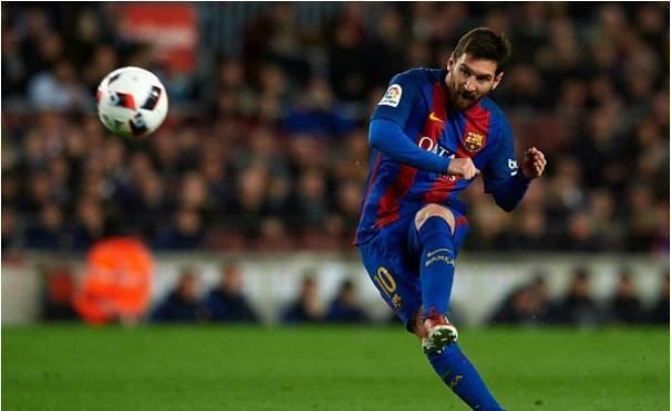 AC米兰在意大利杯负于拉齐奥，终结13场不败，放弃杯赛以专注意甲，凸显战略调整。（AC米兰意杯不敌拉齐奥，13场不败止步，舍杯专攻意甲显战略转向）