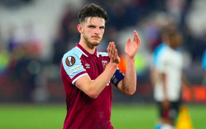 109场超越埃弗拉，格列兹曼独占法国球员欧冠出场榜第三位（格列兹曼欧冠第109战反超埃弗拉，独占法国球员出场榜第3）