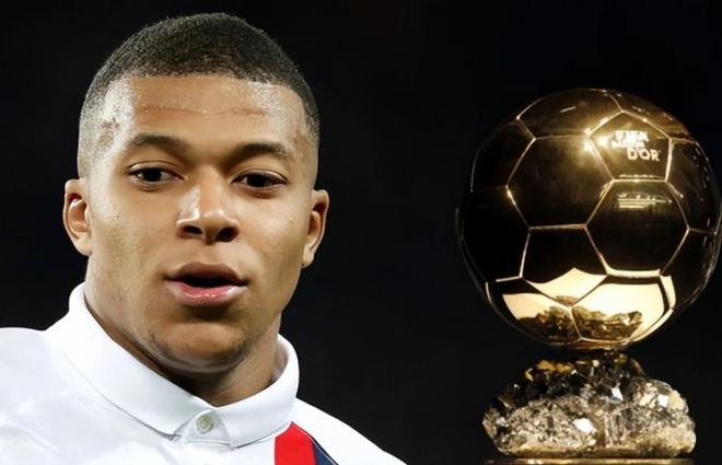 记者：申花将给球员放短假，12月2日重新集中备战广岛三箭（申花为球员安排短暂假期，12月2日再度集结备战广岛三箭）