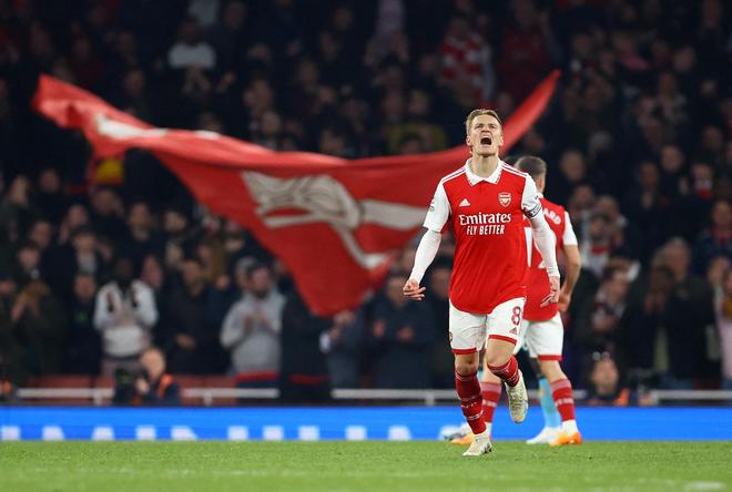 罗马诺：B费仍是沙特球队重要引援之一，但冬窗转会不现实（罗马诺：沙特球队仍将B费列为重点目标，冬窗转会基本无望）